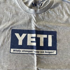 Size large Yeti T- shirt perfect for repping your favorite brand on a hot day